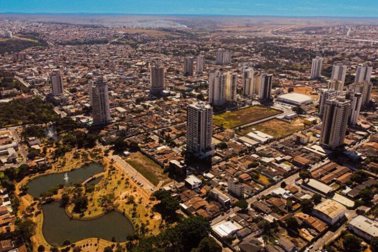 Anápolis: A Capital do Agronegócio que Cresce com Força no Centro-Oeste