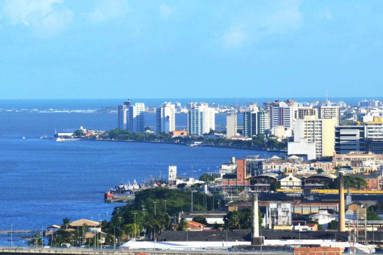 Viajar para Aracaju: Onde o Sol Brilha no Litoral Sergipano