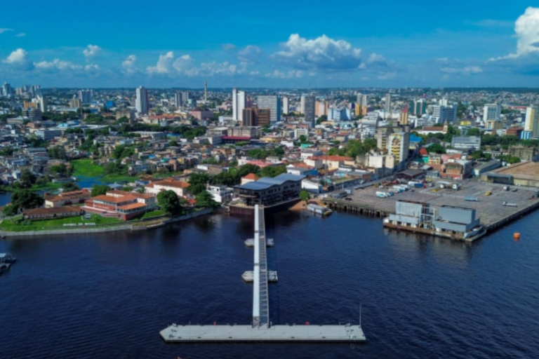 Viajar para Manaus