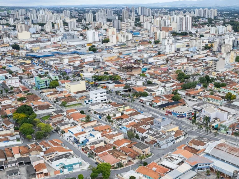 Taubaté: Emprego na Indústria com Custo Baixo em SP